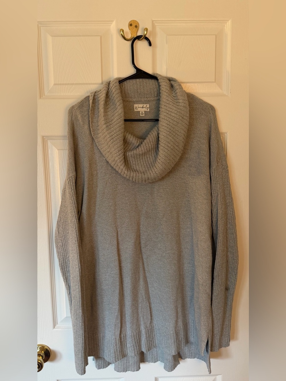Wonderly Light Gray Wide Turtle Neck Sweater